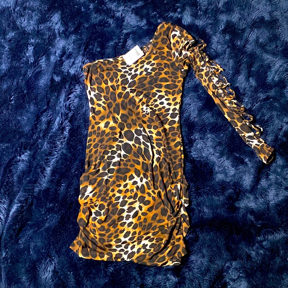 One shoulder cheetah dress